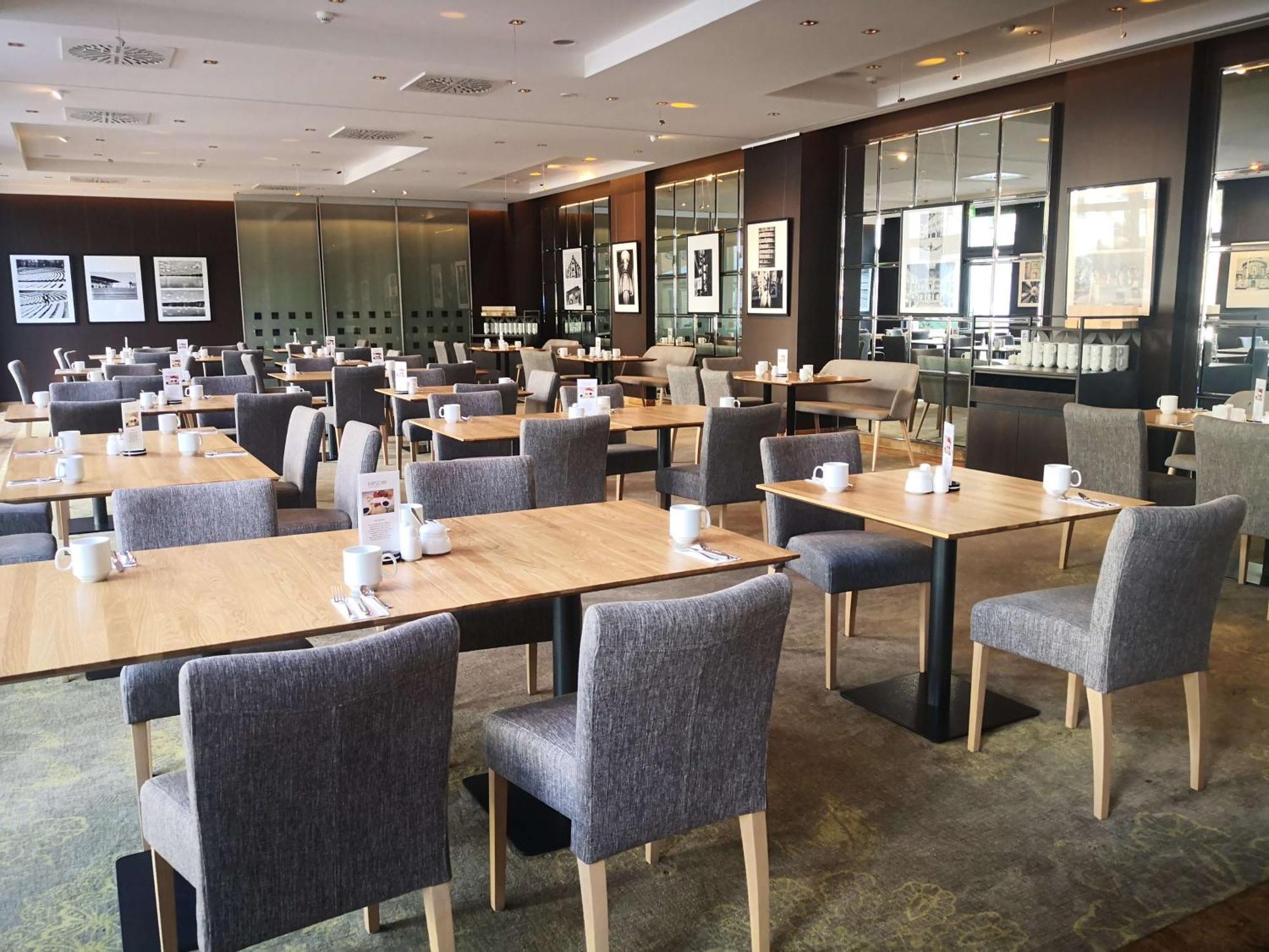 First Inn Hotel Zwickau Dış mekan fotoğraf